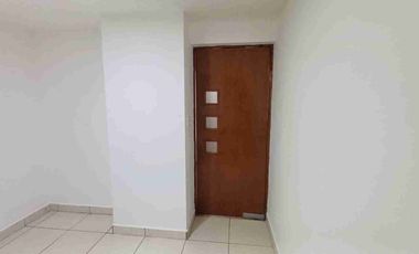 SE VENDE CASA EN LOS HÉROES