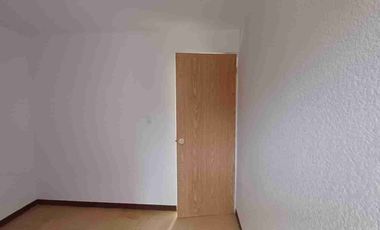 SE VENDE CASA EN LOS HÉROES