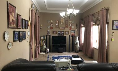 DIJUAL RUMAH HALAMAN LUAS TENGAH KOTA DEKAT JALAN JENDRAL SUDIRMAN PALEMBANG