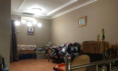 DIJUAL RUMAH HALAMAN LUAS TENGAH KOTA DEKAT JALAN JENDRAL SUDIRMAN PALEMBANG