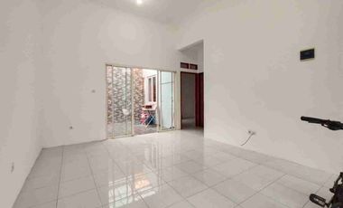 Disewa Rumah Cluster Paling Depan Rancamaya Golf Bogor