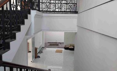 Jual/Sewa Rumah Mewah Siap Huni Mulyosari Prima Dekat Pakuwon City,Its,Galaxy Mall,Unair