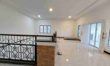 Jual/Sewa Rumah Mewah Siap Huni Mulyosari Prima Dekat Pakuwon City,Its,Galaxy Mall,Unair