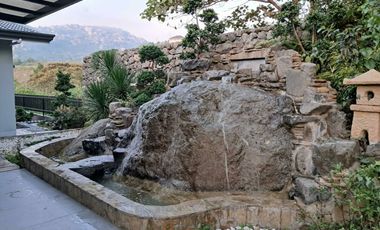 Elegant Japanese Inspired House with Loft and Garden in Pinewoods Estate, Baguio City