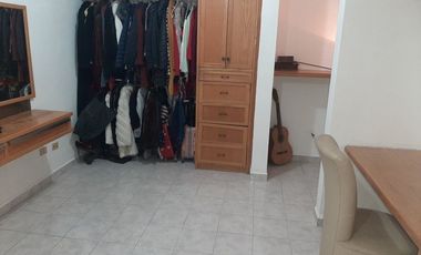 CASA EN RENTA AMUEBLADA Y EQUIPADA EN GUADALUPE, NUEVO LEON, ZONA COL. AZTECA, A 2 MINUTOS DE AV. CONSTITUCION Y MORONES PRIETO, COCHERA AUTOMATIZADA