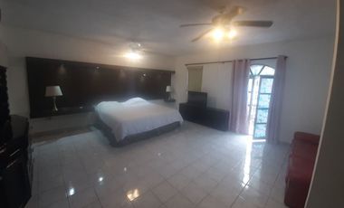 CASA EN RENTA AMUEBLADA Y EQUIPADA EN GUADALUPE, NUEVO LEON, ZONA COL. AZTECA, A 2 MINUTOS DE AV. CONSTITUCION Y MORONES PRIETO, COCHERA AUTOMATIZADA