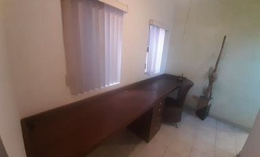 CASA EN RENTA AMUEBLADA Y EQUIPADA EN GUADALUPE, NUEVO LEON, ZONA COL. AZTECA, A 2 MINUTOS DE AV. CONSTITUCION Y MORONES PRIETO, COCHERA AUTOMATIZADA