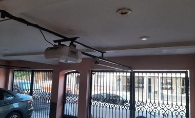 CASA EN RENTA AMUEBLADA Y EQUIPADA EN GUADALUPE, NUEVO LEON, ZONA COL. AZTECA, A 2 MINUTOS DE AV. CONSTITUCION Y MORONES PRIETO, COCHERA AUTOMATIZADA