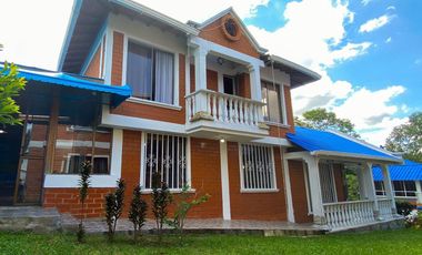 Casa Campestre en Conjunto cerrado en Pueblo Tapado - Quindío.