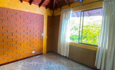 Casa Campestre en Conjunto cerrado en Pueblo Tapado - Quindío.