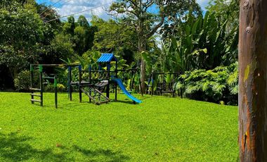 Casa Campestre en Conjunto cerrado en Pueblo Tapado - Quindío.