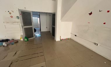 LOCAL SEGUNDO PISO CONDELL