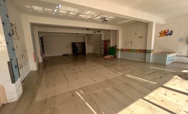 LOCAL SEGUNDO PISO CONDELL