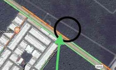 terreno en renta Playa del Carmen 340 m2 sobre carretera