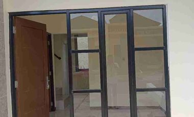 Rumah rumah siap huni bisa di renovasi sesuai kesepakatan harga dekat CCM