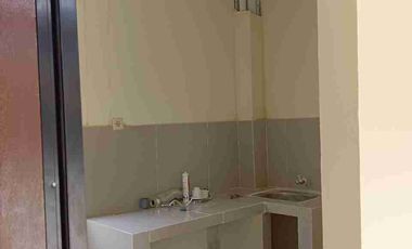 Rumah rumah siap huni bisa di renovasi sesuai kesepakatan harga dekat CCM