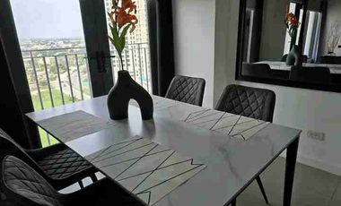 FOR SALE: Elegant 2-Bedroom Loft Condo at North Star