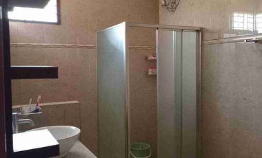 Dijual rumah, SHM ,LT 630m2, LB 378m2 , Full Furnished , water heater, Halaman depan belakang, Gazebo