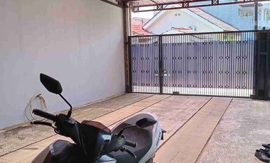 Dijual rumah, SHM ,LT 630m2, LB 378m2 , Full Furnished , water heater, Halaman depan belakang, Gazebo