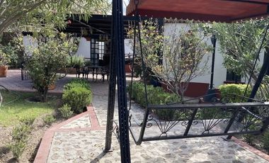RENTA CASA AMUEBLADA EN EL CENTRO DE TEQUISQUIAPAN, QUERETARO