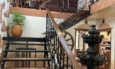 RENTA CASA AMUEBLADA EN EL CENTRO DE TEQUISQUIAPAN, QUERETARO