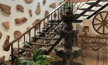 RENTA CASA AMUEBLADA EN EL CENTRO DE TEQUISQUIAPAN, QUERETARO