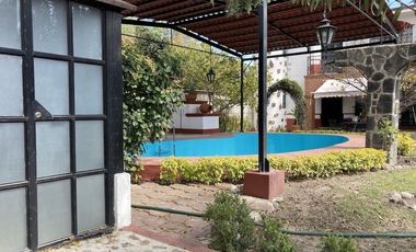 RENTA CASA AMUEBLADA EN EL CENTRO DE TEQUISQUIAPAN, QUERETARO