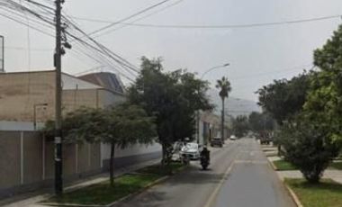 VENTA TERRENO / LOTE EN CENTRO COMERCIAL MONTERRICO - SURCO