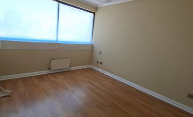 Vendo   departamento  2D , 2B, 1E  a pasos calle Quillota , Viña del Mar