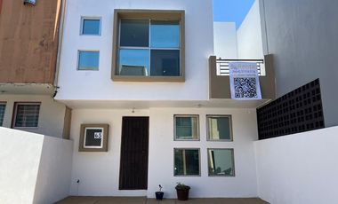 Casa en Renta en 📍 Lago - Privada 19500 ✴️ 3 recámaras