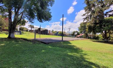 SE VENDE PARTAMENTO EN EL JARDIN DE 87MT2 REMODELADO.