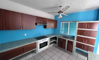 CASA EN VENTA EN NUEVO NAYARIT CON ALTO POTENCIAL DE TRANSFORMACIÓN.