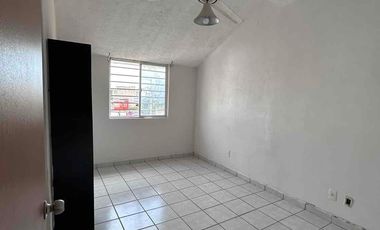 CASA EN VENTA EN NUEVO NAYARIT CON ALTO POTENCIAL DE TRANSFORMACIÓN.