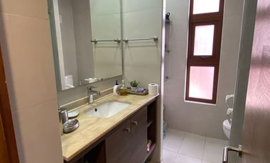 LUJOSO DEPARTAMENTO CON VISTA DESPEJADA