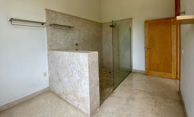 Casa en Venta en Club de Golf los Tabachines, Cuernavaca