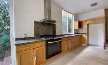 Casa en Venta en Club de Golf los Tabachines, Cuernavaca