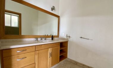 Casa en Venta en Club de Golf los Tabachines, Cuernavaca