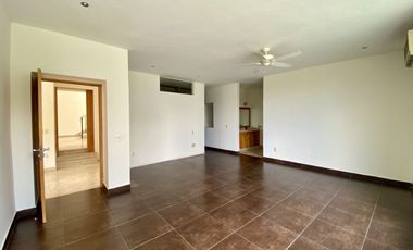 Casa en Venta en Club de Golf los Tabachines, Cuernavaca