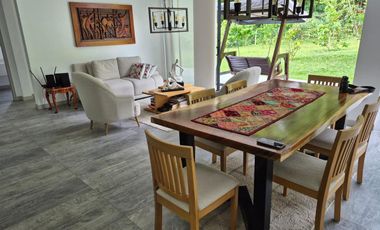 Casa campestre de lujo en EL ROSARIO