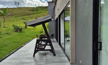 Casa campestre de lujo en EL ROSARIO