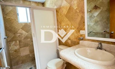 CASA EN RENTA DE 3 HABITACIONES EN ZAVALETA EN FRACCIONAMIENTO JARDÍN AMPLIO DE 1 PISO