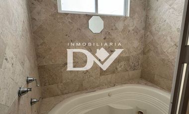 CASA EN RENTA DE 3 HABITACIONES EN ZAVALETA EN FRACCIONAMIENTO JARDÍN AMPLIO DE 1 PISO