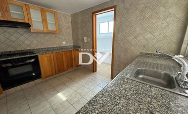 CASA EN RENTA DE 3 HABITACIONES EN ZAVALETA EN FRACCIONAMIENTO JARDÍN AMPLIO DE 1 PISO