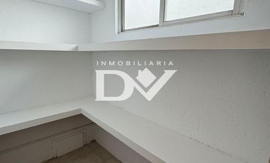 CASA EN RENTA DE 3 HABITACIONES EN ZAVALETA EN FRACCIONAMIENTO JARDÍN AMPLIO DE 1 PISO