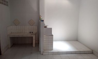 Rumah minimalis siap huni, lingkungan aman nyaman dan bebas banjir, strategis di area Rawamangun JakTim