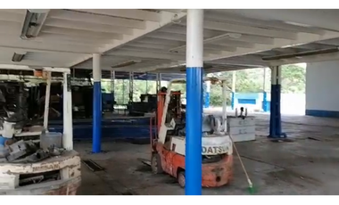 venta de Bodega equipada!