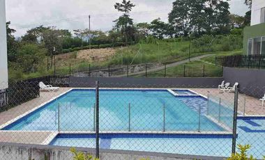 Renta casa en conjunto cerrado
