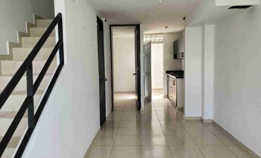 Renta casa en conjunto cerrado