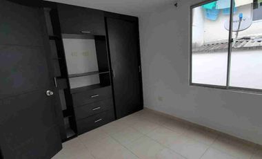Renta casa en conjunto cerrado