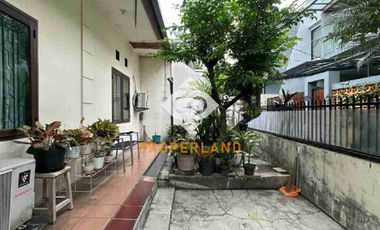 DIJUAL RUMAH LOKASI PREMIUM DEKAT PINTU TOL DALAM KOTA DI TEBET JAKARTA SELATAN